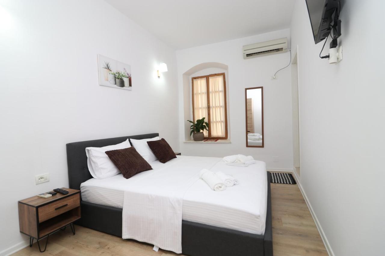 Bed and Breakfast Gaia Wlora Zewnętrze zdjęcie